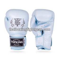 Top King Muay Thai boxing...