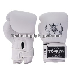 Top King Muay Thai boxing...