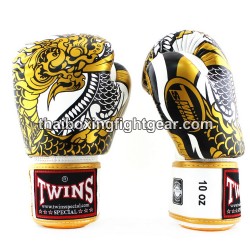 Gants de boxe thai Twins FBGVL3-52 "Nagas" blanc et or | Gants