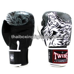 Twins Boxing Gloves Thaiboxing "WOLF" FBGVL3-50 Black White | Gloves